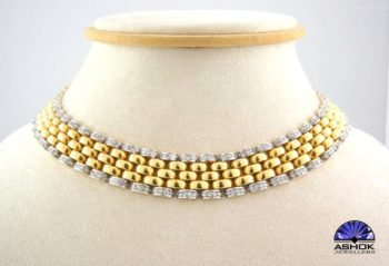 NECKPIECES 0032a