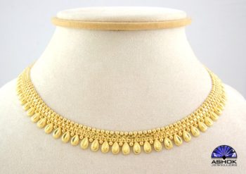 NECKPIECES 0033