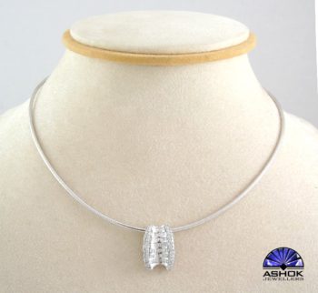 NECKPIECES 0085