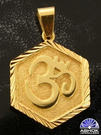 HINDI AUM PENDANT P0215
