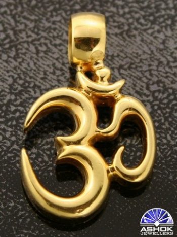 HINDI AUM PENDANT P0347