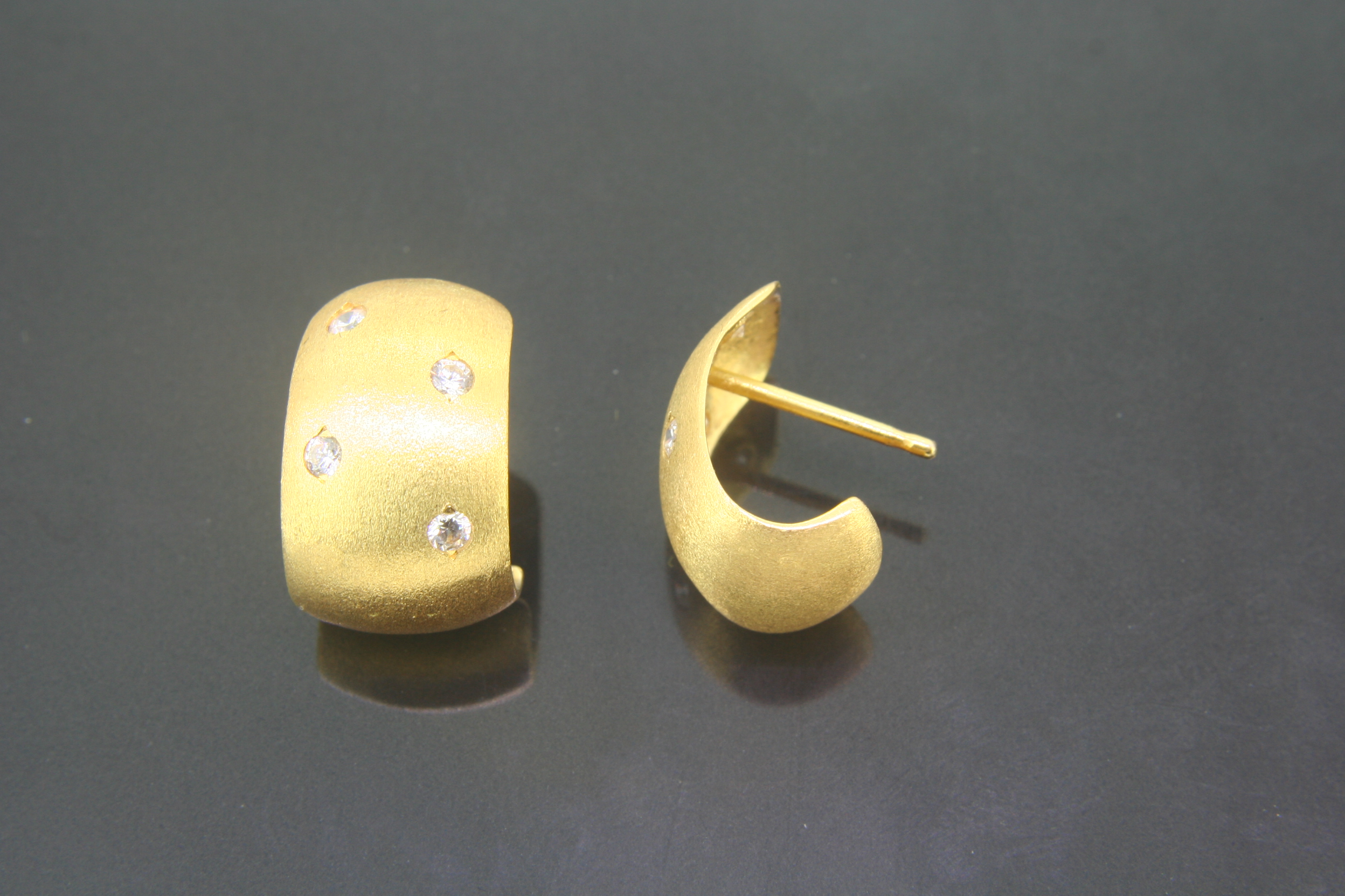 Gold Huggie - Image 2