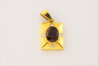 Pendants 115