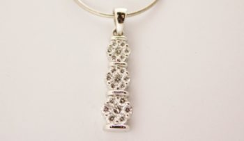 Pendants 124