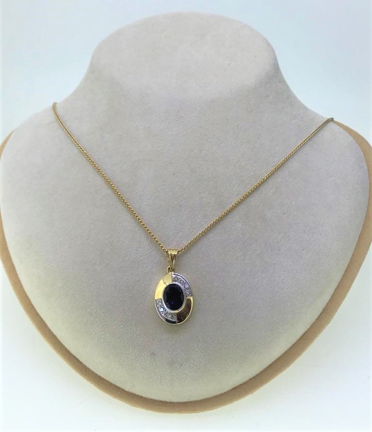 Neck Chain