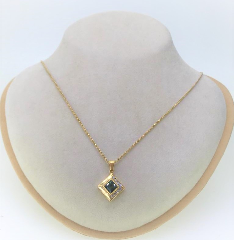 Neck Chain
