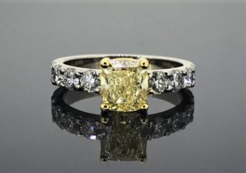 Ladies Diamond Ring