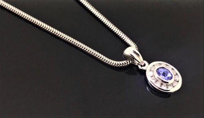 Neckchain - Image 4