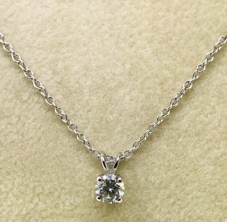 Chain and Pendant - Image 3