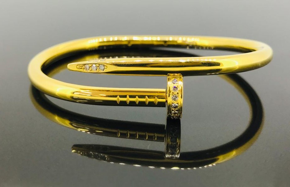 Nail Bangle