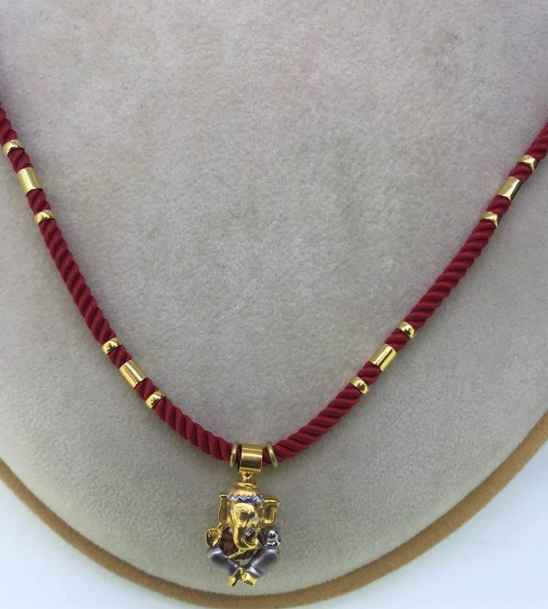 Red String Chain - Image 2
