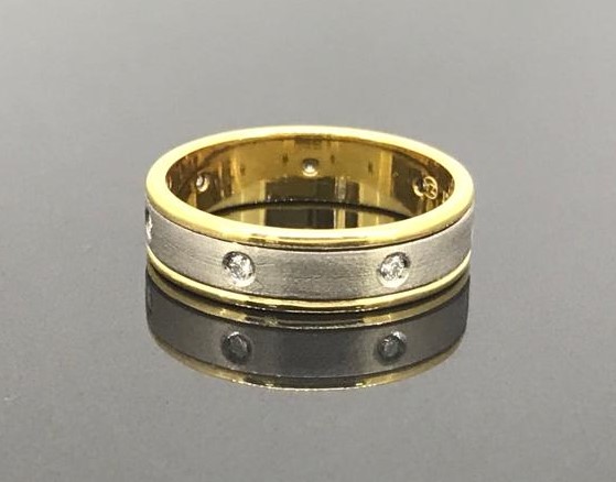 His & Hers Rings - Image 3